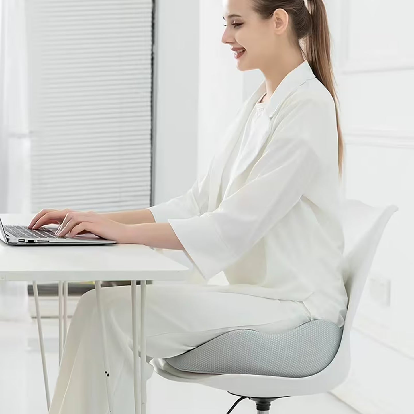 Seat Cushion, Seat Cushion for Sit Bone and Back Pain Relief, Butt, Tailbone, Hip, Hamstring, Posture Support, Memory Foam, Black, 39.1 x 48 x 14 cm