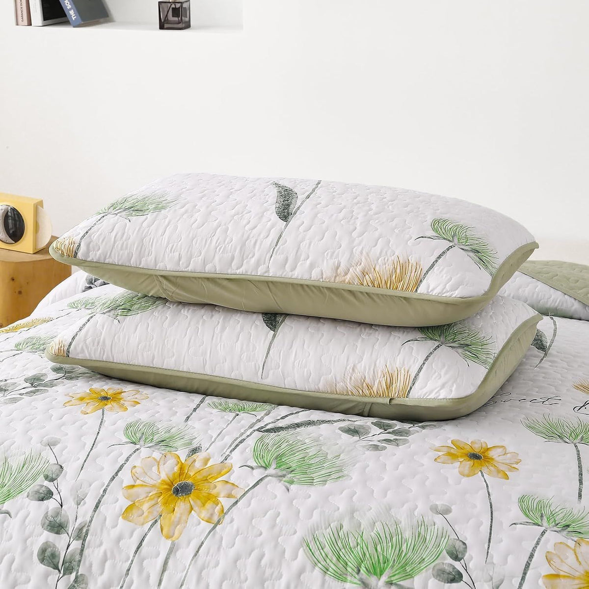 Elegant Floral Majesty Bedspread Coverlet 3 Piece Set