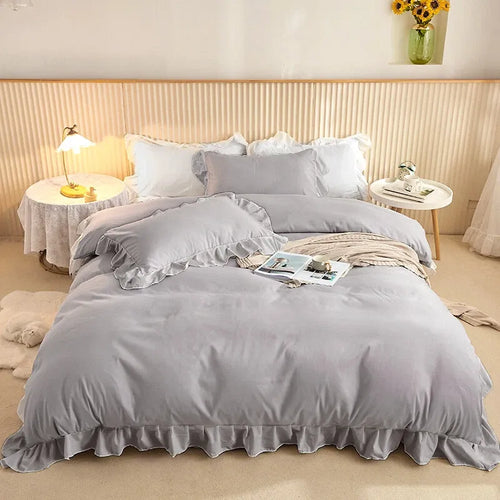 Ruffled Edge Tuscany Elegance Quilt / Doona / Duvet Cover set