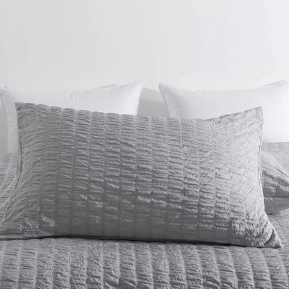 Seersucker Grey Savoy Dahlia Quilt / Doona / Duvet Cover set