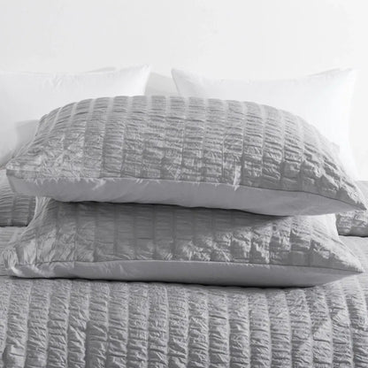 Seersucker Grey Savoy Dahlia Quilt / Doona / Duvet Cover set